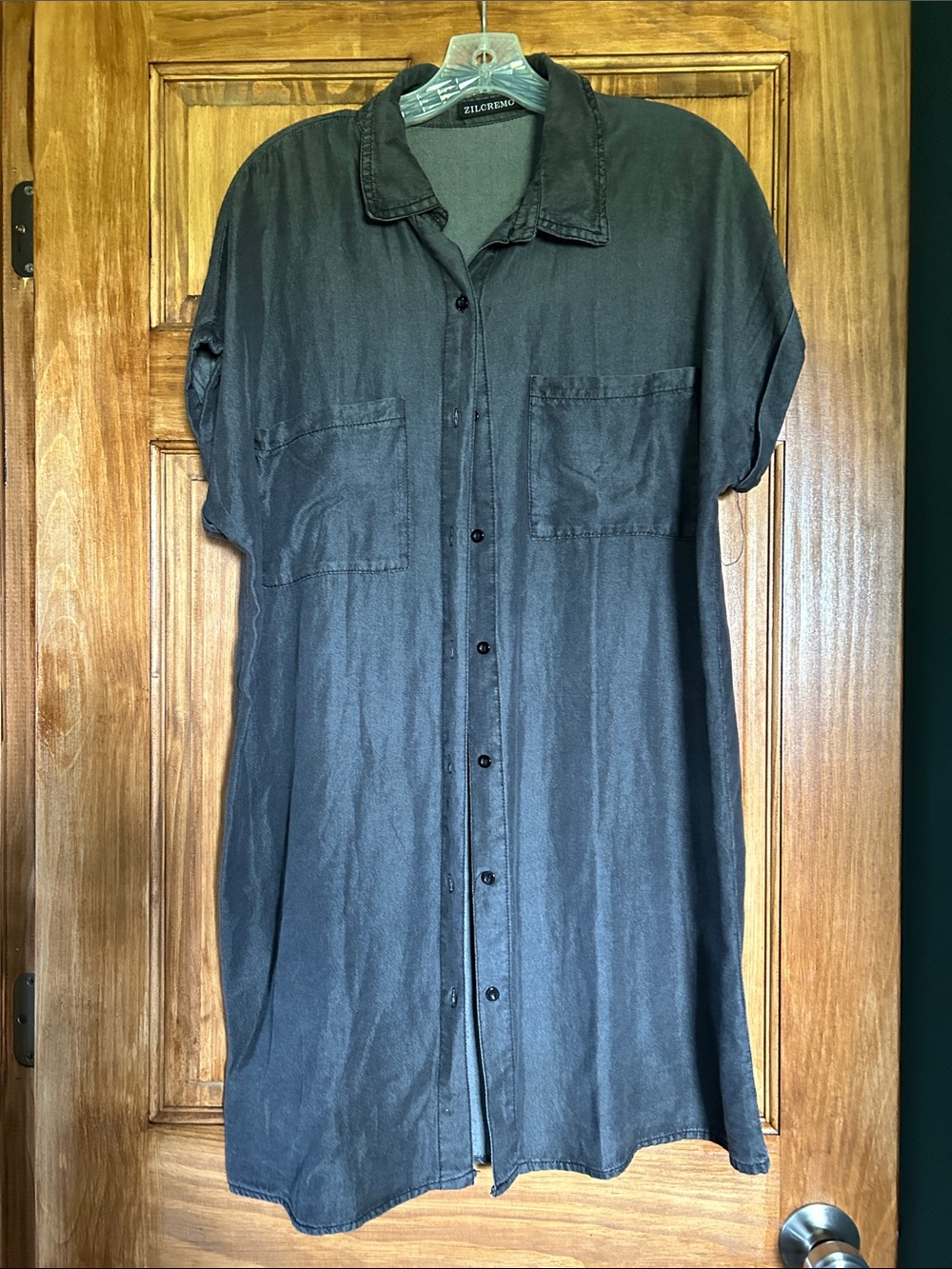 Casual Short-Sleeve Button-Down Shirt - Charcoal